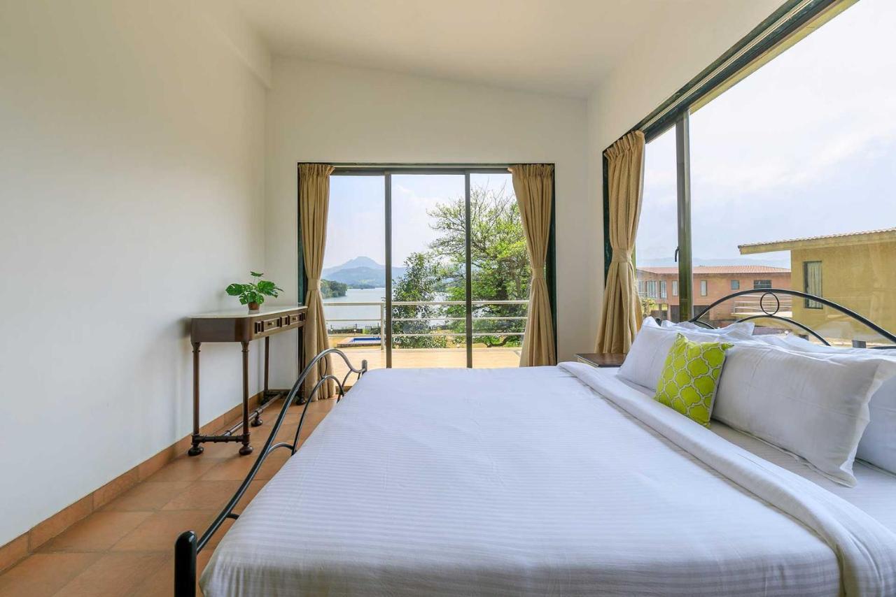 Stayvista'S Shivom Villa 1 - A Serene Escape With Views Of The Valley And Lake Лонавала Екстериор снимка